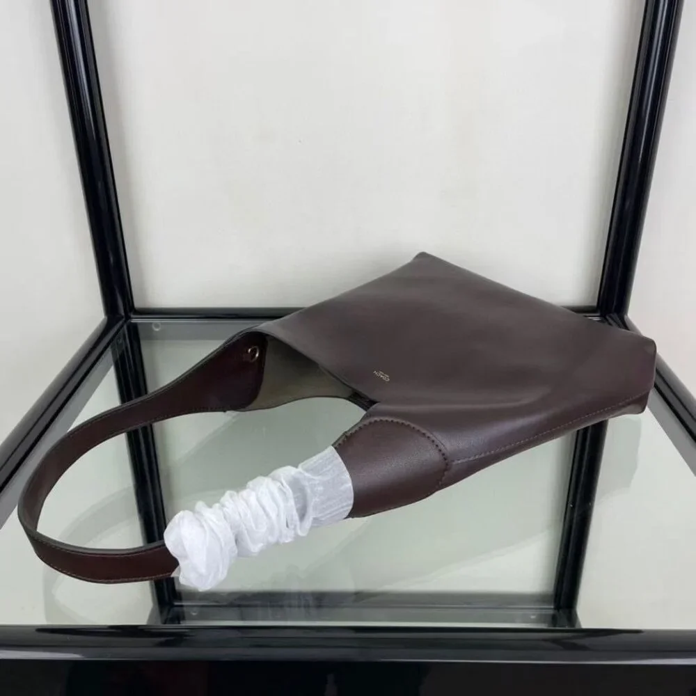 Coach Brooklyn Shoulder Bag 28 – Brass/Maple - Picture 6 of 8